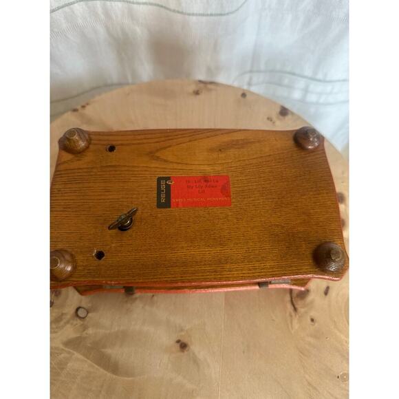 Vintage Reuge Music Wood Box Doctor Zhivago Lara's Theme w Balalaika Switzerland - Picture 3 of 4